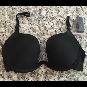 Black Deep Plunge Bra 34C ~ 34B Low Back